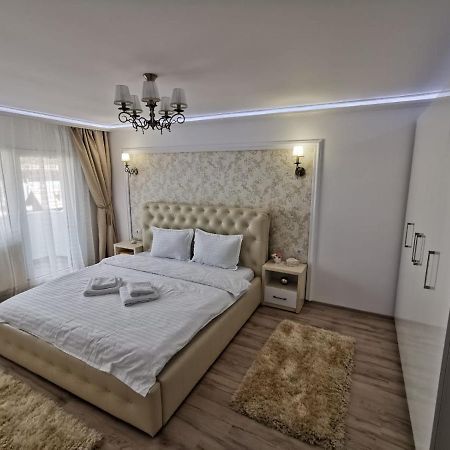 Apartament Gold Luxury Tîrgu Ocna Zewnętrze zdjęcie
